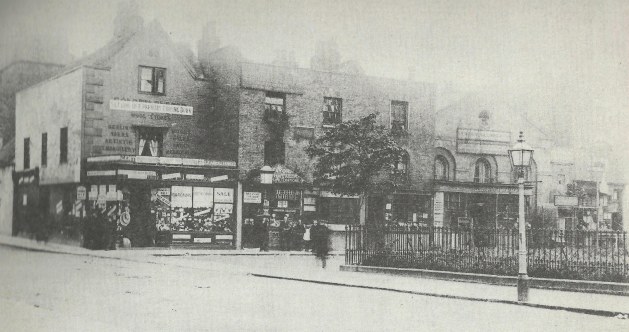 The Triangle 1890, including Golden Fleece Wool Stores, closing down sale for demolition to make way for Metropole Theatre